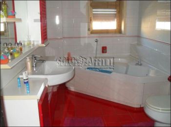 Appartamento con balcone Picanello