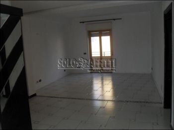 Appartamento con balcone Picanello