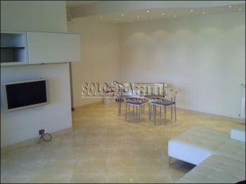 Appartamento arredato con terrazzo Eur, laurentino, checchignola, montagnola, fonte meravigliosa
