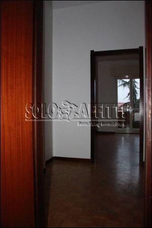 Appartamento con balcone e garage Brescia due