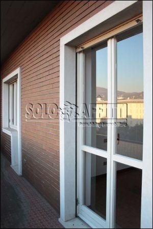 Appartamento con balcone e garage Brescia due