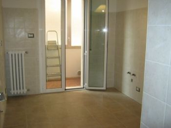 Appartamento con terrazzo e posto auto - Altre fotografie