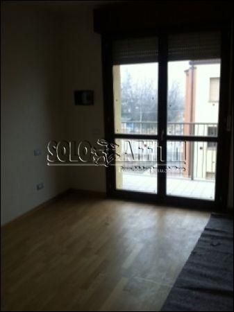 Trilocale con balcone e garage Montechiarugolo
