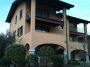 Casa con posto auto e giardino Sal�