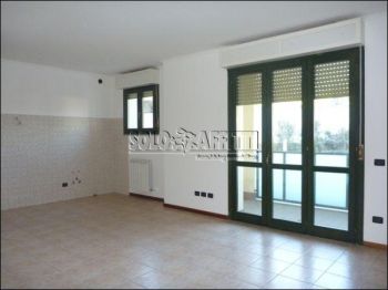 Bilocale con garage e balcone Parco