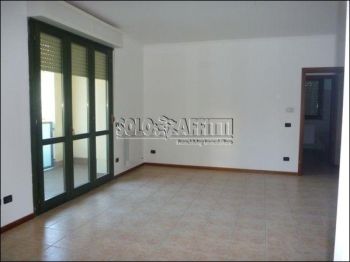 Bilocale con garage e balcone Parco
