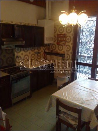 Trilocale arredato con balcone Cusano Milanino