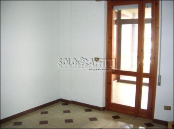 Casa con balcone e posto auto S. carlo borromeo