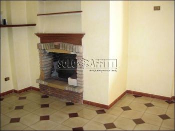 Casa con balcone e posto auto S. carlo borromeo