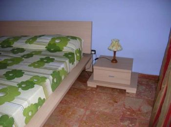 Appartamento arredato con balcone Mirafiori nord