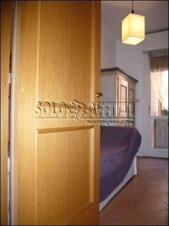 Trilocale arredato con balcone Trigoria, spinaceto, tor de cenci, vallerano