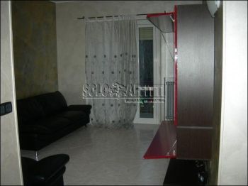 Casa con balcone Mirafiori sud
