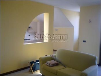 Appartamento arredato con terrazzo Centro