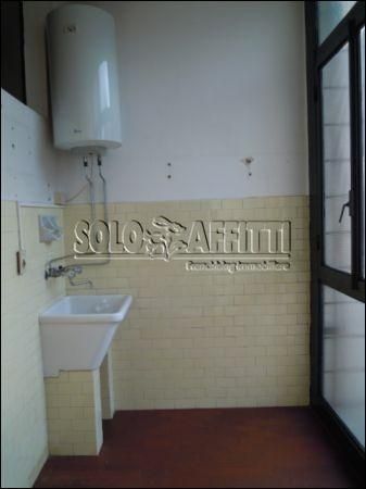 Appartamento con balcone Via veneto