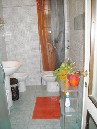 Trilocale arredato con balcone Carbonari - maggiolina