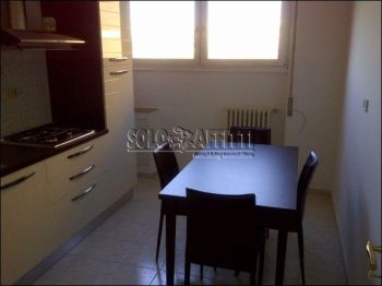 Casa arredata con terrazzo Eur, laurentino, checchignola, montagnola, fonte meravigliosa