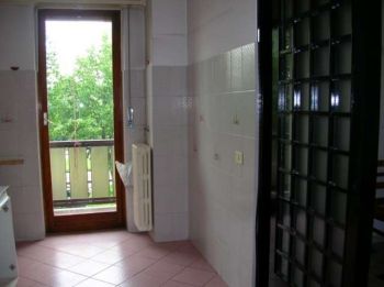 Casa con garage e balcone Mirafiori nord