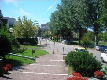 Appartamento da ristrutturare con terrazzo