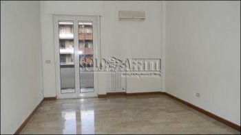 Appartamento con balcone Carrassi