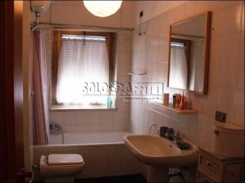 Appartamento arredato con terrazzo Trigoria, spinaceto, tor de cenci, vallerano