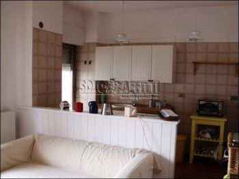 Appartamento arredato con terrazzo Trigoria, spinaceto, tor de cenci, vallerano
