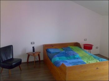 Casa arredata con garage Zona residenziale