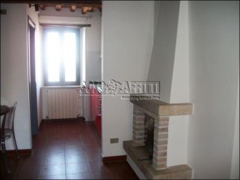 Monolocale arredato con posto auto Corciano