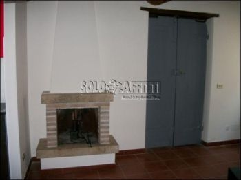 Monolocale arredato con posto auto Corciano