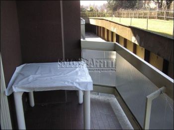 Monolocale affitto Arese