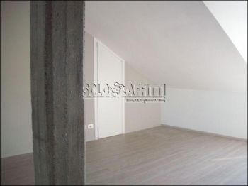 Appartamento arredato con posto auto