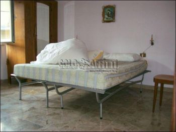 Appartamento arredato con balcone Cappelle Sul Tavo