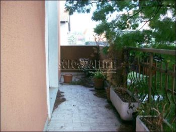 Appartamento arredato con balcone Cappelle Sul Tavo