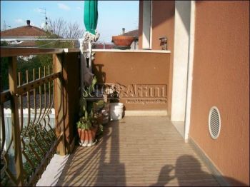 Appartamento arredato con balcone Cappelle Sul Tavo