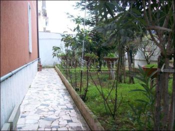 Appartamento arredato con balcone Cappelle Sul Tavo