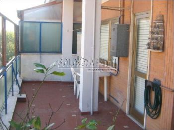 Trilocale arredato con terrazzo Ostia