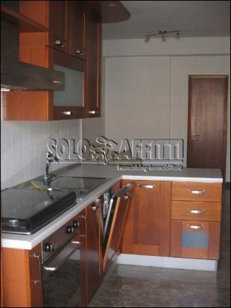 Trilocale arredato con terrazzo Ostia