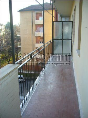 Appartamento con posto auto e balcone