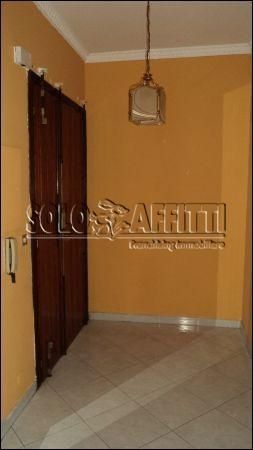 Appartamento con posto auto e balcone