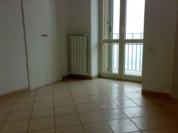Casa con balcone Parella