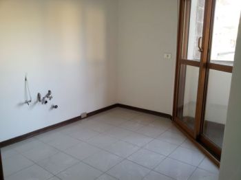 Appartamento con garage e terrazzo S. bortolo