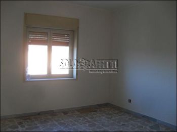 Casa con garage e balcone Gramsci