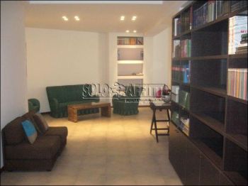 Appartamento arredato con balcone V.le vittorio veneto