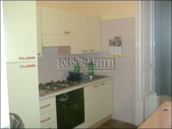 Trilocale arredato con balcone Lungomare