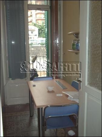 Trilocale arredato con balcone Lungomare