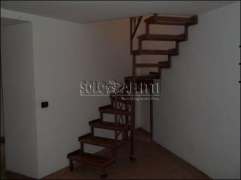 Appartamento arredato con balcone Duomo