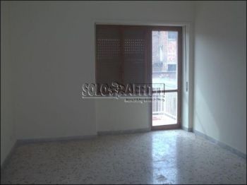 Casa arredata con balcone Cibali