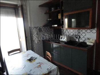 Appartamento arredato con garage Villaggio giardino
