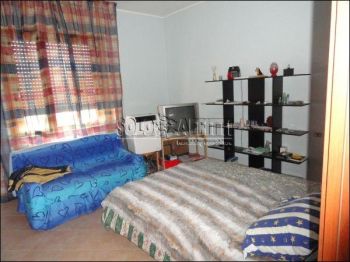Appartamento arredato con garage Villaggio giardino