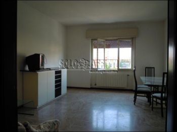 Casa arredata con balcone Brescia due