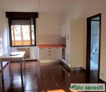 Monolocale arredato Semicentrale - Altre fotografie